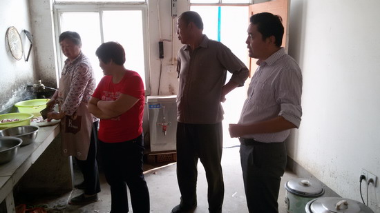 泊岗乡加强敬老院两节期间安全工作-明光先锋